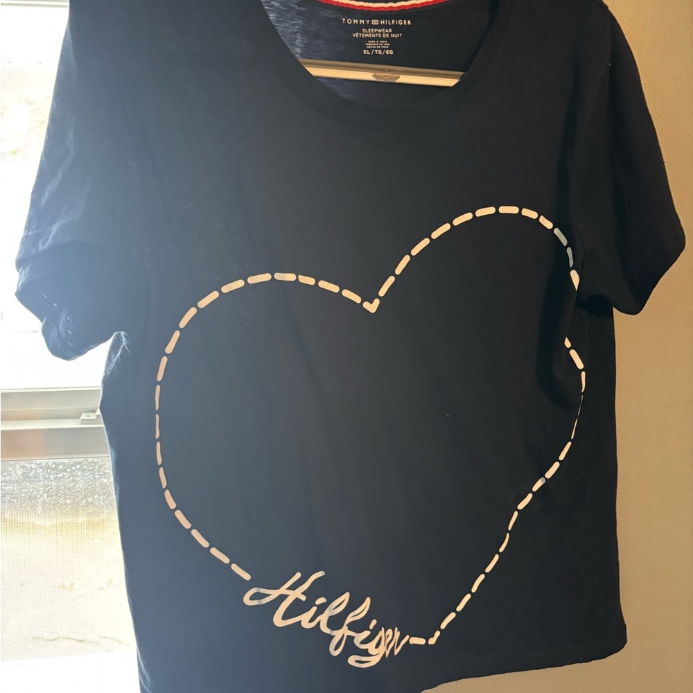 Tommy Hilfiger Navy Short Sleeve Heart Graphic Tee